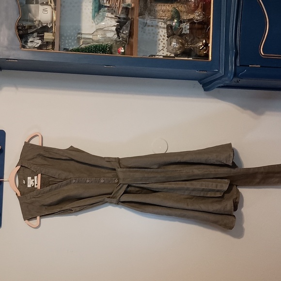 Malvin Linen Shirt Dress - Picture 1 of 3